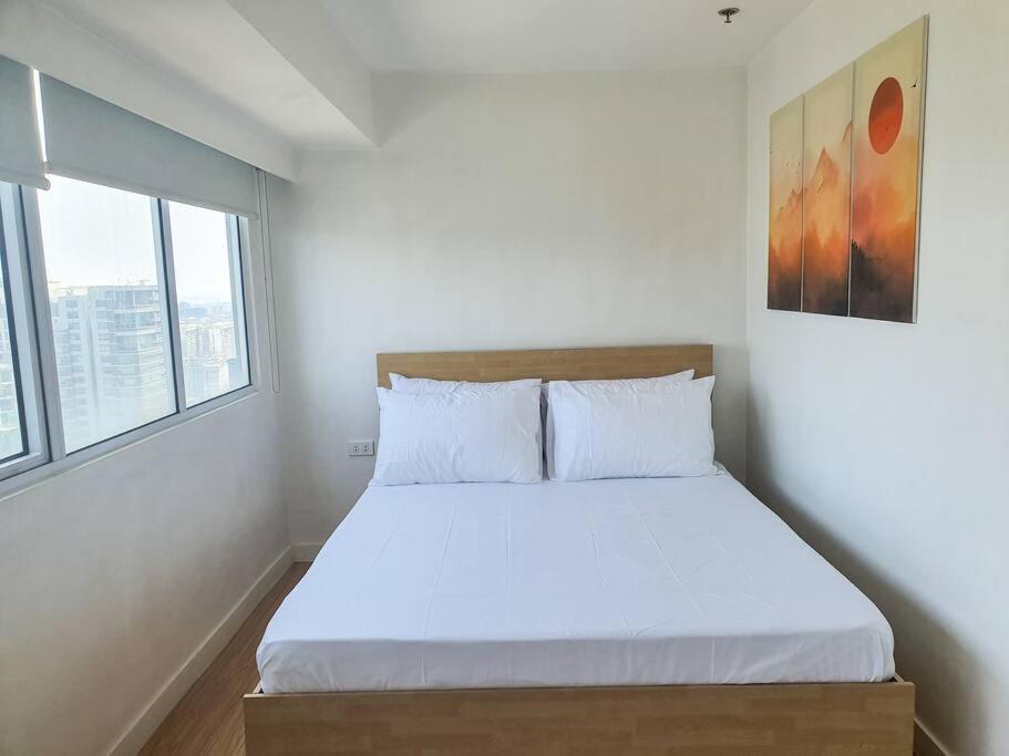 Bgc Taguig Cozy 2 Bedroom Loft, With Stunning Bgc Skyline View! Manila Ngoại thất bức ảnh