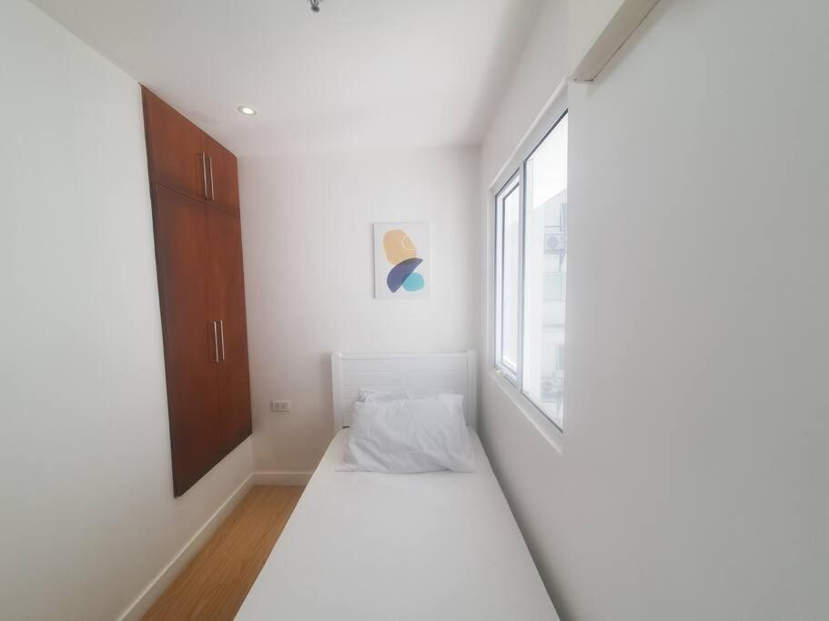 Bgc Taguig Cozy 2 Bedroom Loft, With Stunning Bgc Skyline View! Manila Ngoại thất bức ảnh